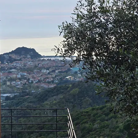 Chincamea Villa Casarza Ligure Room photo